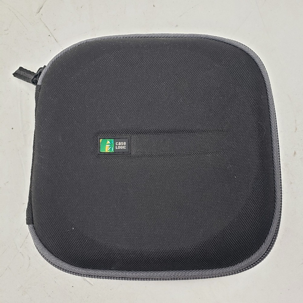 Case Logic 24 Capacity CD DVD Wallet Binder Black Nylon Zippered Case 03-2250099
